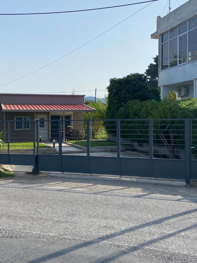 Villa M & F House Oropos Exterior foto